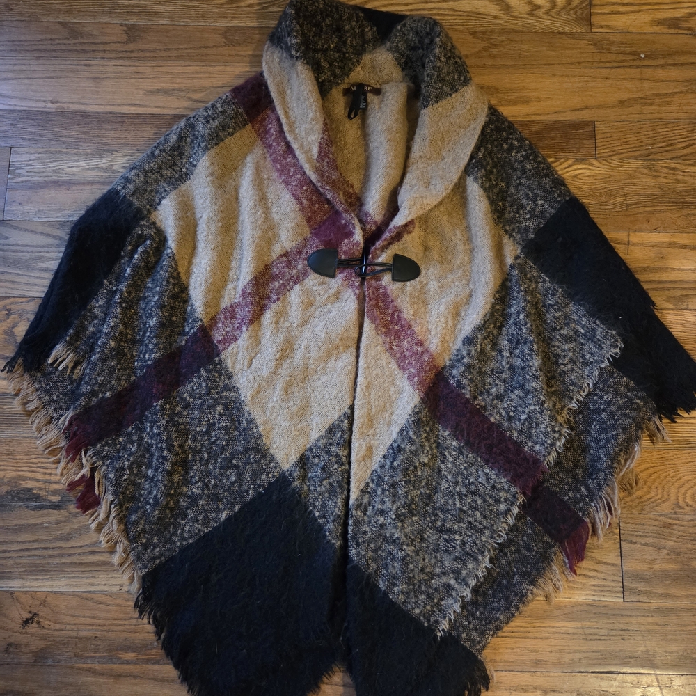 Elegant Plaid Toggle Cape